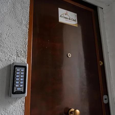 A Casa Di Edel 4* Nápoles