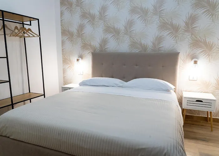 Bed & Breakfast A Casa Di Edel Naples